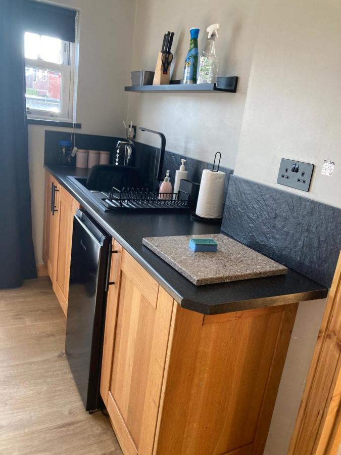 Apartamento Roblins Nest Ammanford Exterior foto